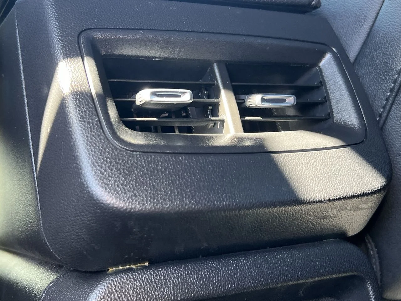 2024 Chevrolet Equinox EV Launch Edition - Photo 24
