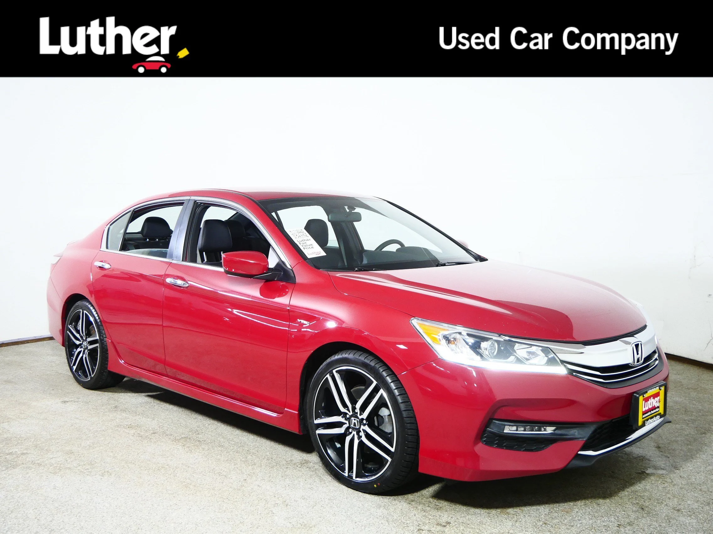Used 2016 San Marino Red Honda Sport image 1
