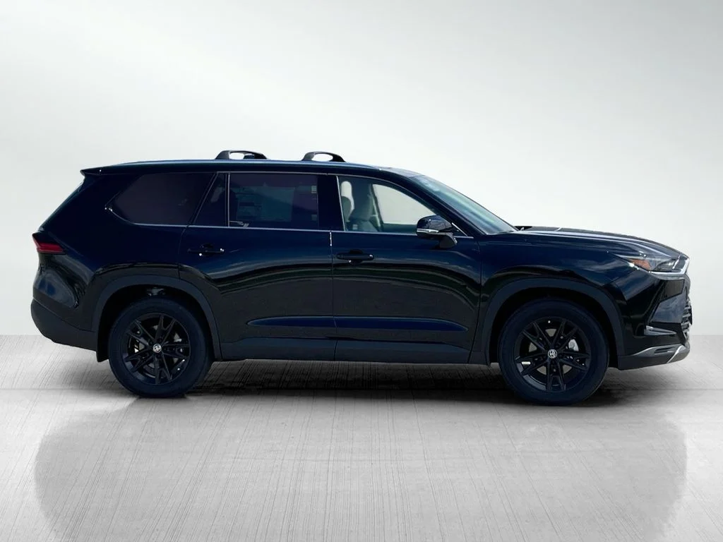 New 2026 Midnight Black Metallic Toyota Platinum image 4