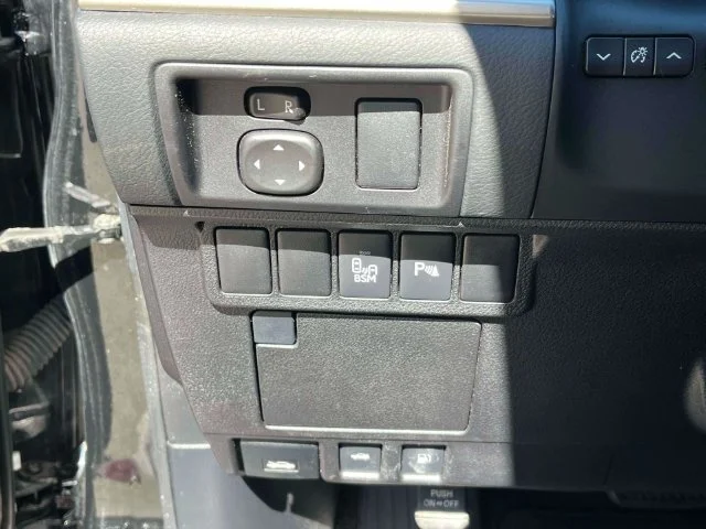 Used 2013 Obsidian Black Lexus 350 image 30