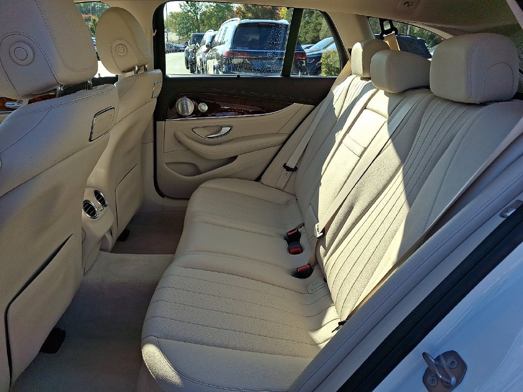Used 2018 White Mercedes-Benz E 400 image 10