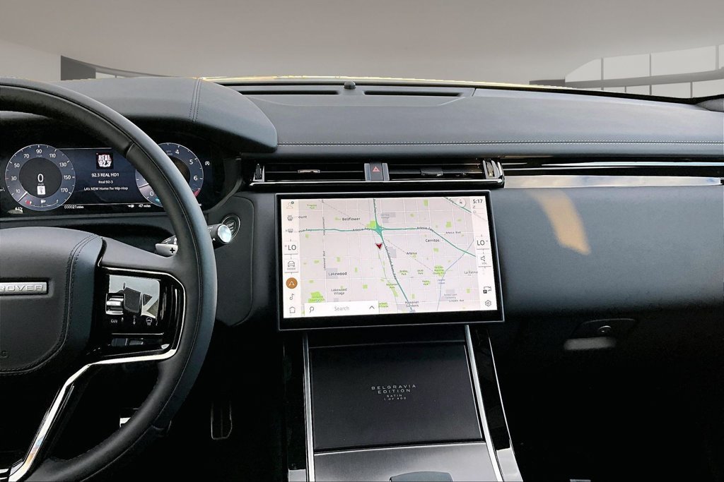 New 2026 CARPATHIAN GREY Land Rover Belgravia Edition Satin image 6