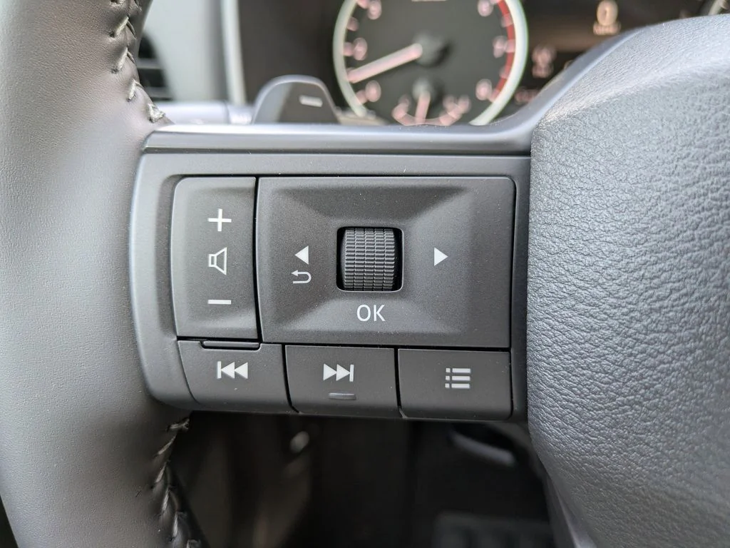 New 2026 Boulder Gray Pearl Nissan SV image 24