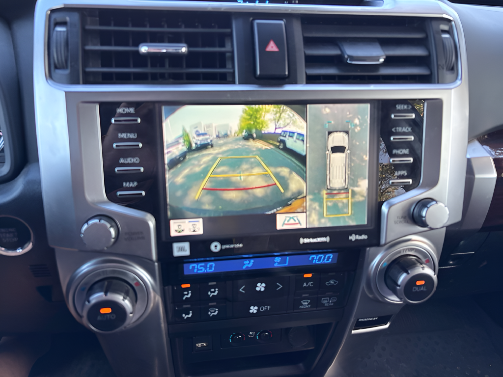 Used 2022 Green Toyota Limited image 28
