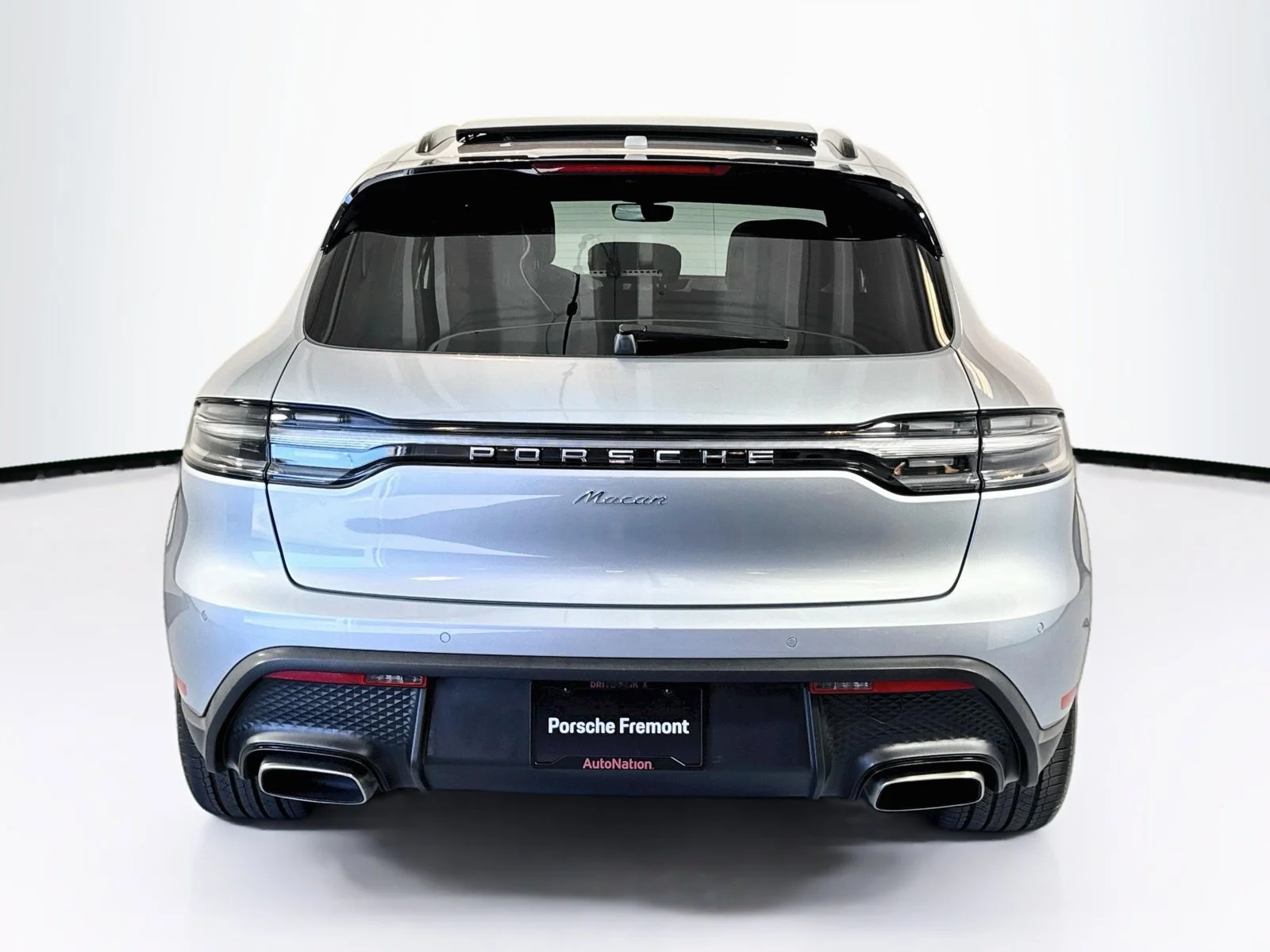 Certified Used 2025 Dolomite Silver Porsche T image 10