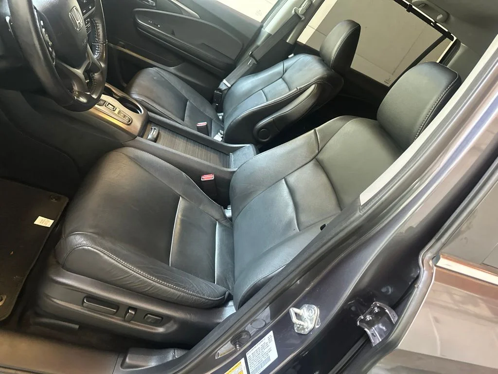 Used 2021  Honda EX-L image 9