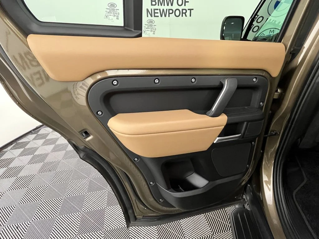 Used 2026 Gondwana Stone Metallic Land Rover S image 23
