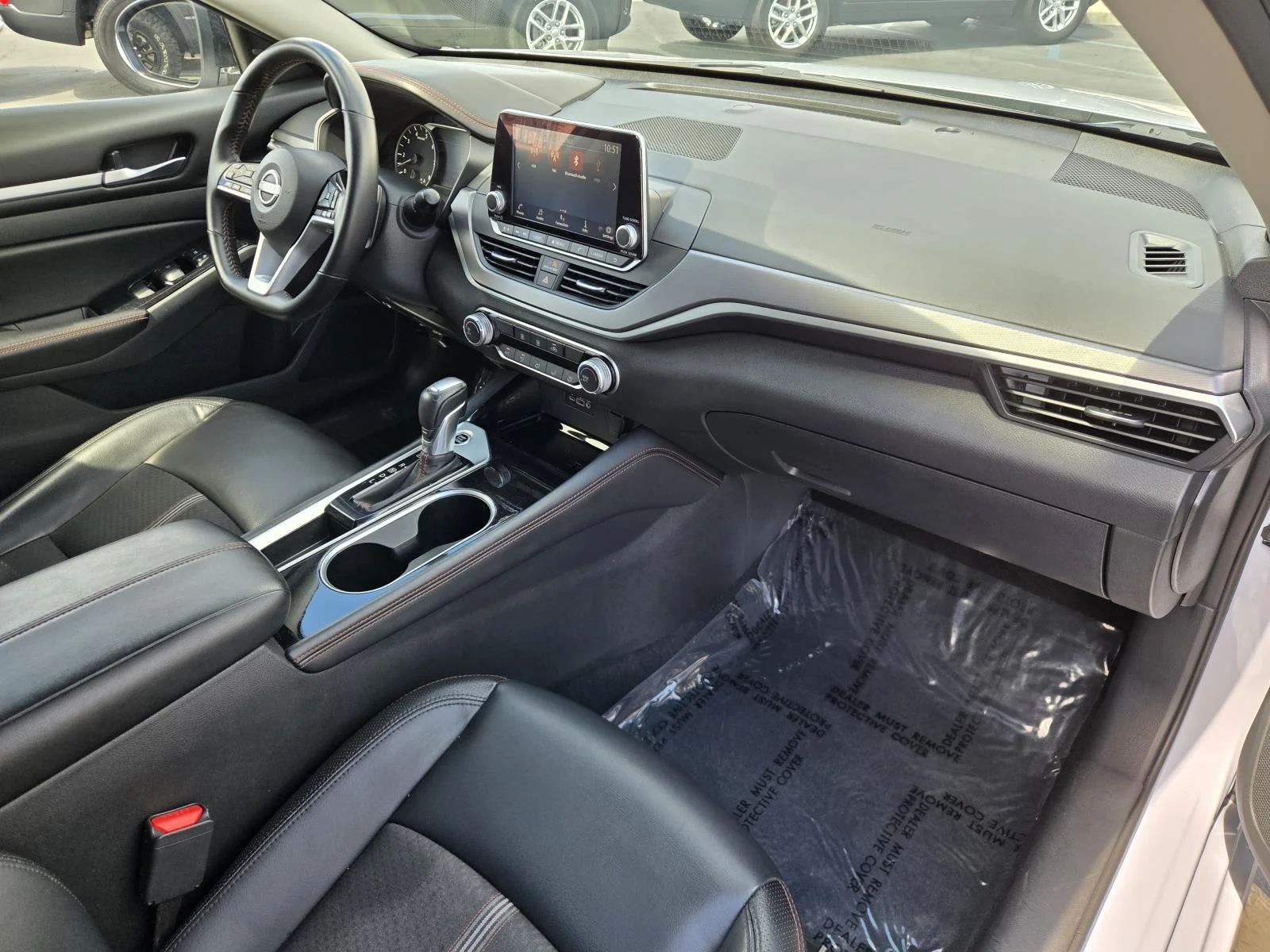 Used 2025 Gray Sky Pearl Nissan SR FWD image 32
