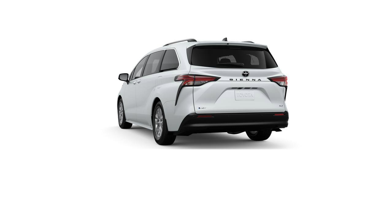 New 2026 Wind Chill Pearl Toyota XLE image 29