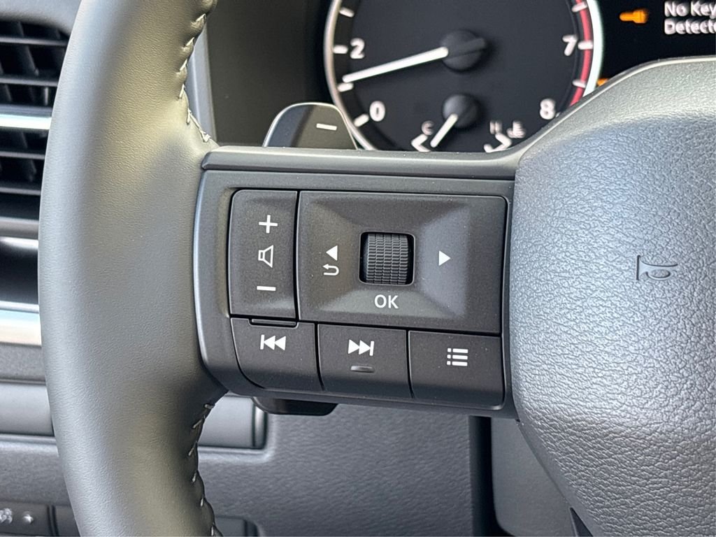2026 Nissan Rogue SV - Photo 18