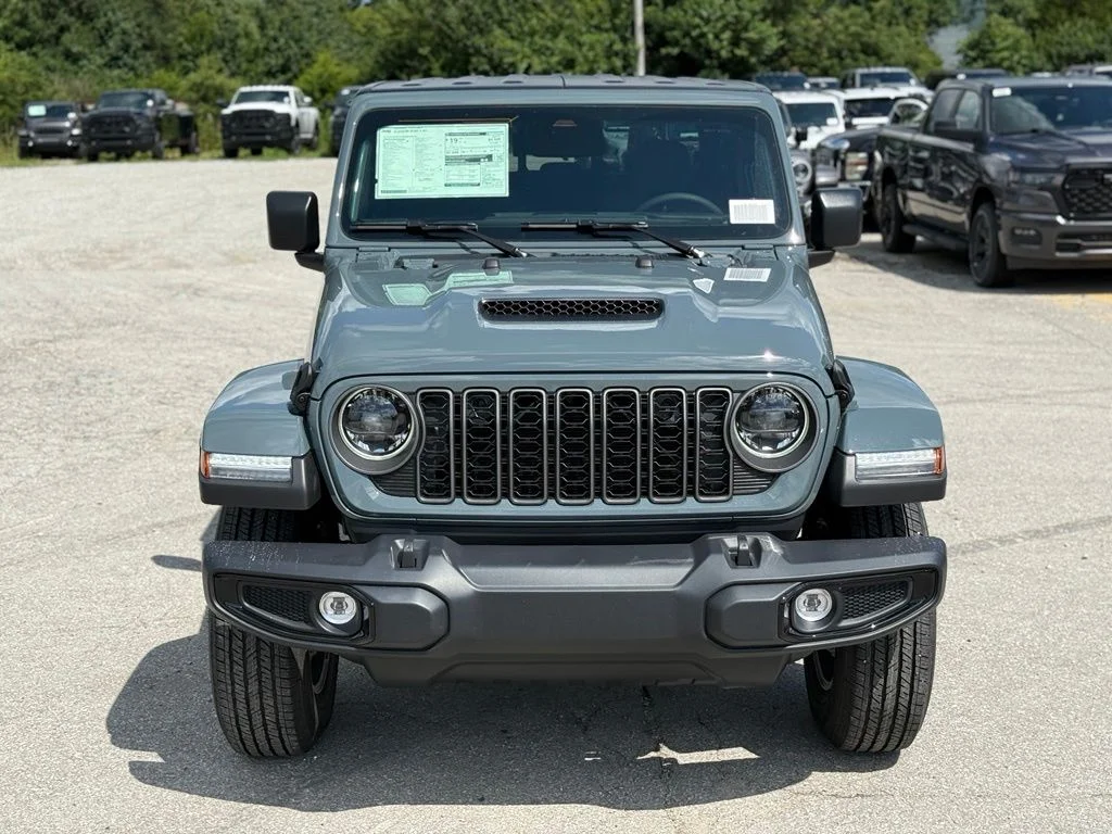 New 2026 Anvil Clear-Coat Exterior Paint Jeep Sport S image 3