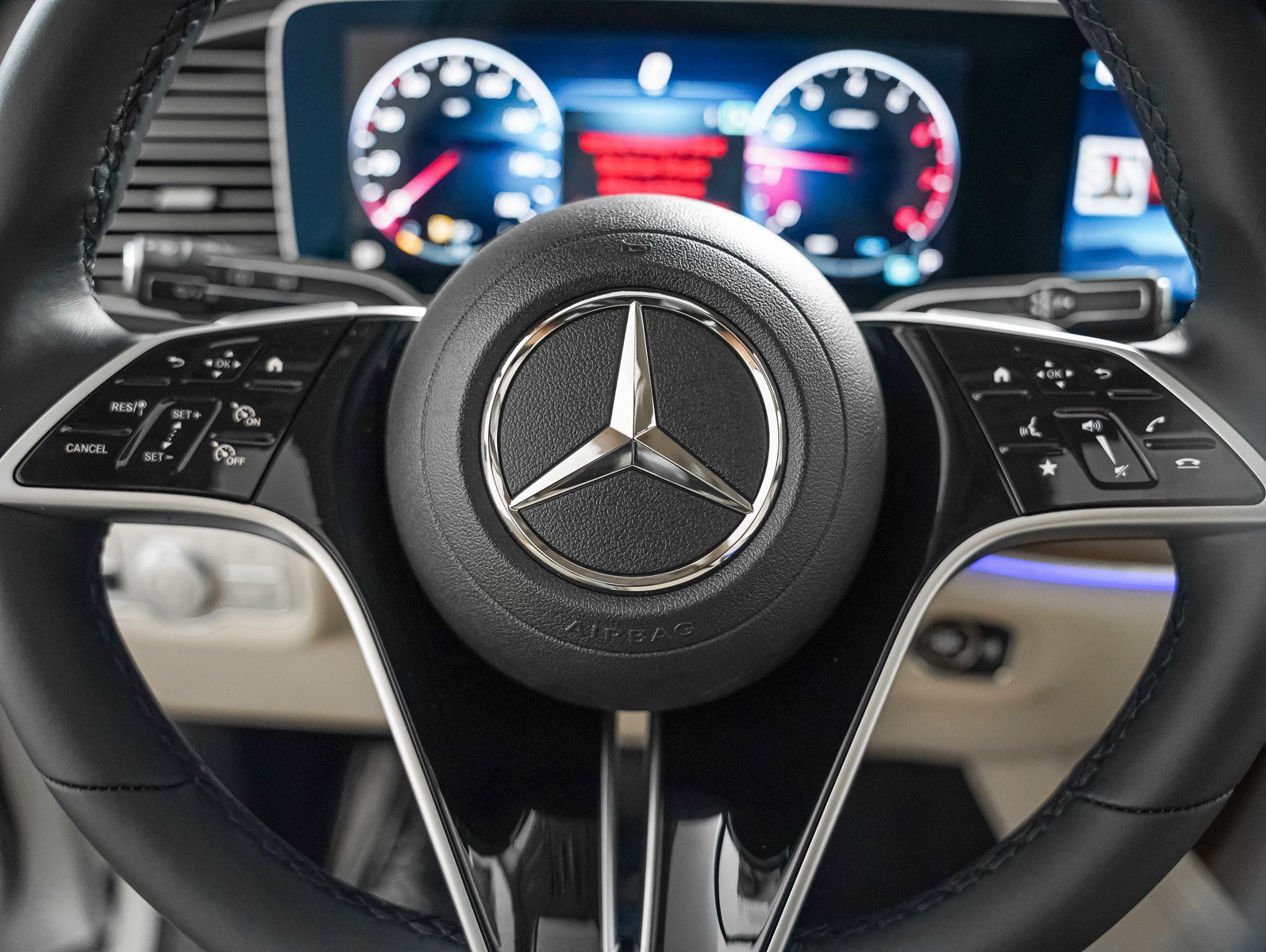 New 2026 Polar White Mercedes-Benz GLE 450 image 15