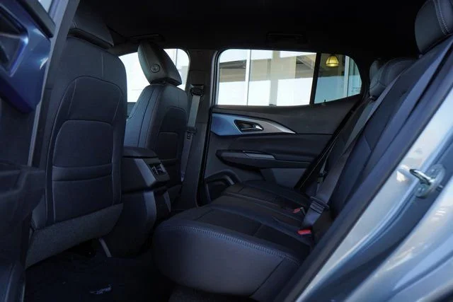 2025 Chevrolet Equinox EV LT - Photo 25