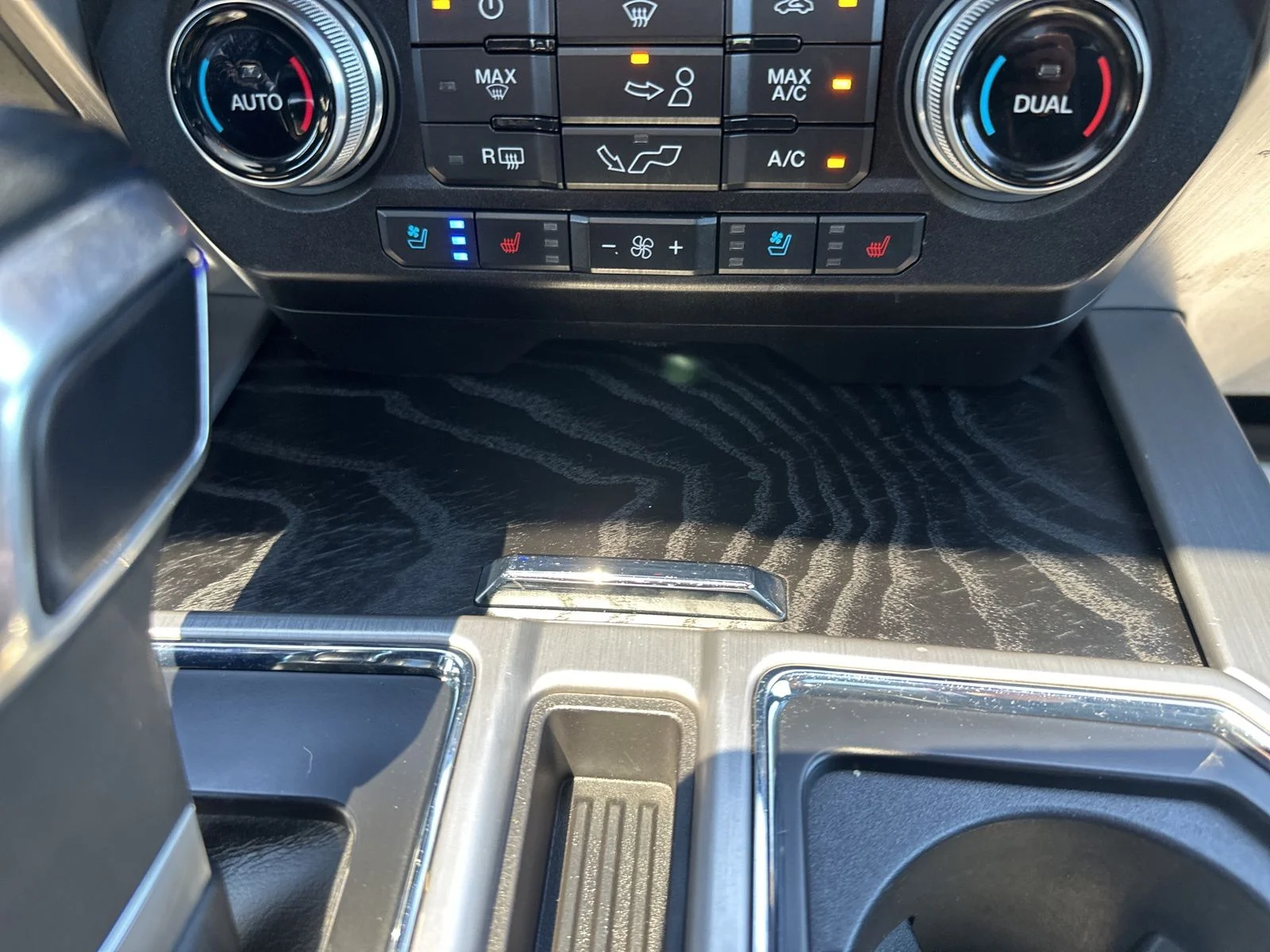 Used 2020 Black Ford Platinum image 71
