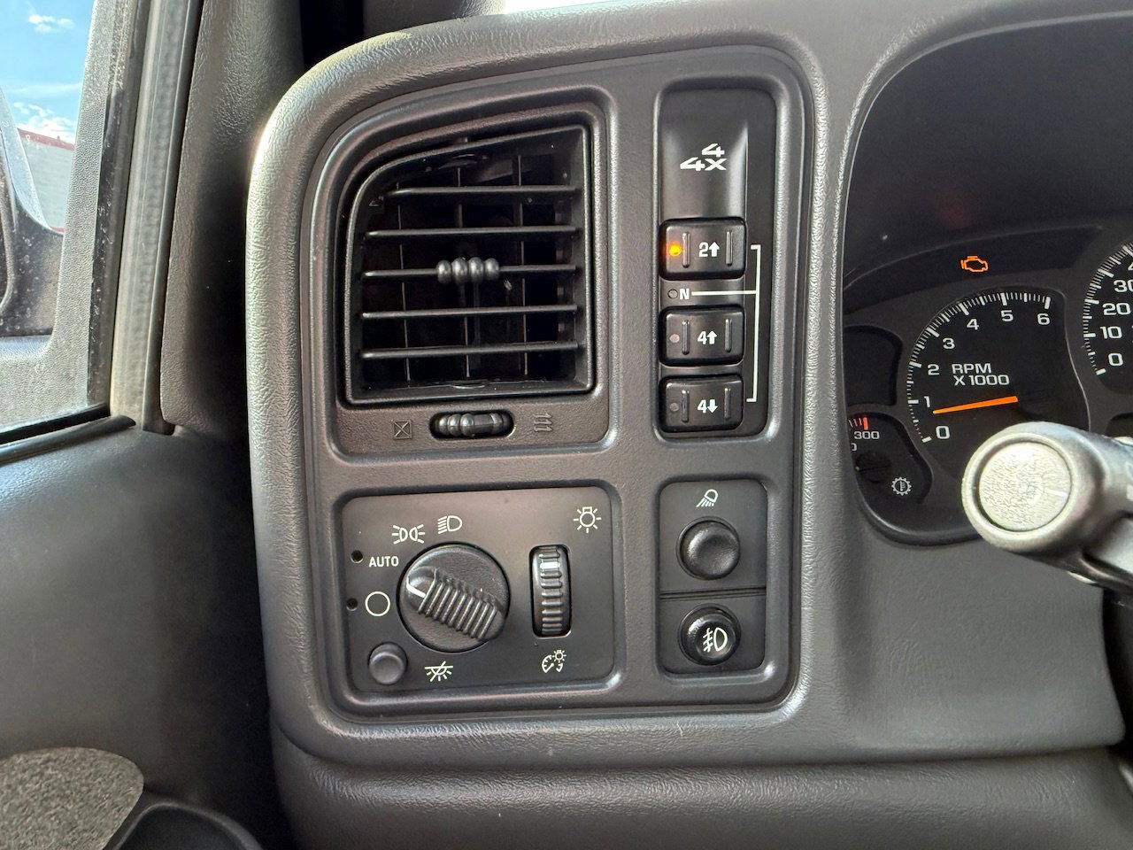 2003 Chevrolet Silverado 2500HD LS - Photo 27