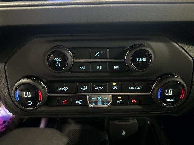 Used 2026 Oxford White Ford Big Bend® image 21