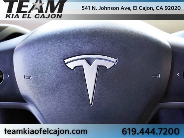 Used 2023  Tesla Long Range image 39