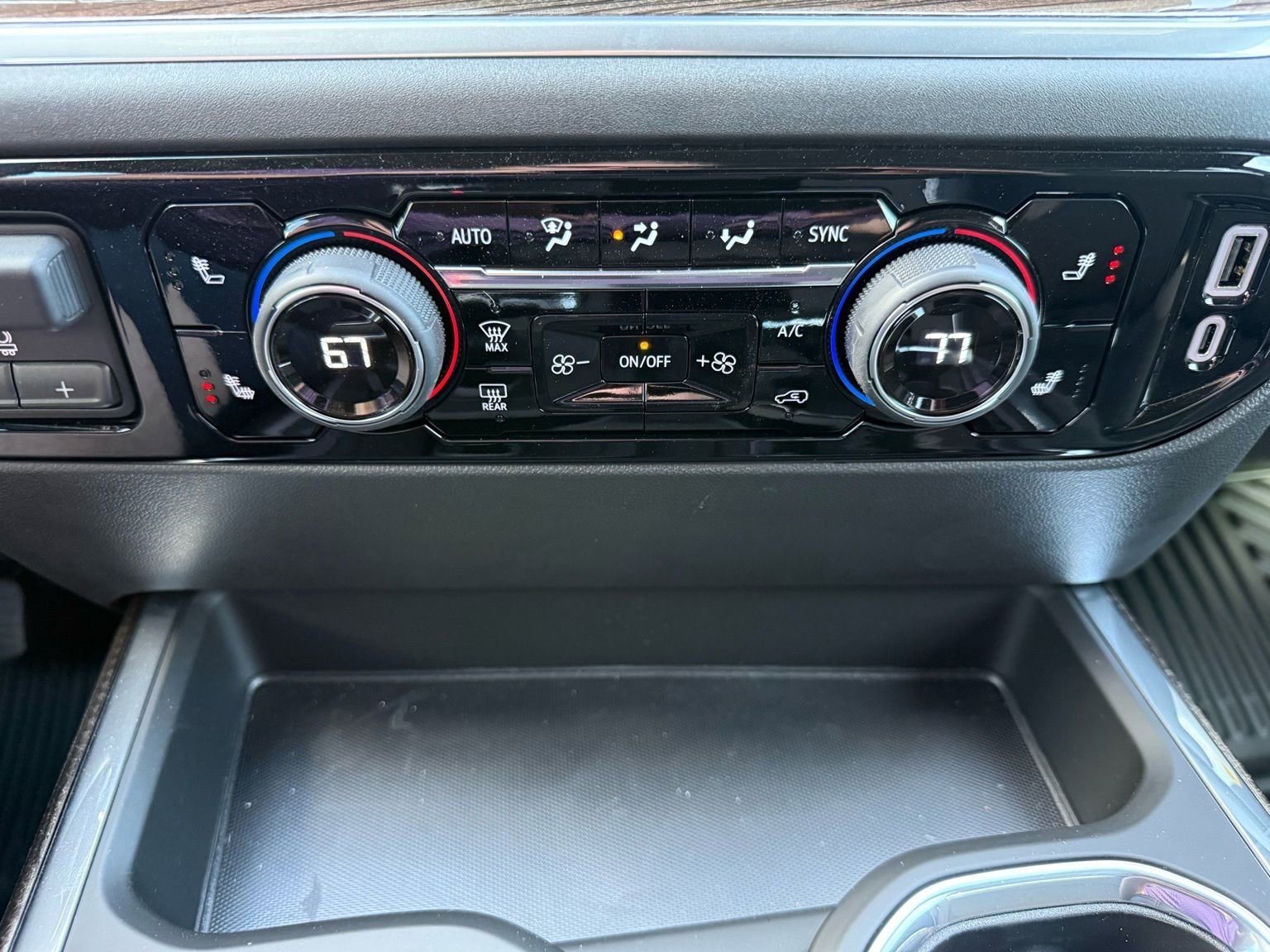 2026 Chevrolet Silverado 1500 RST - Photo 29