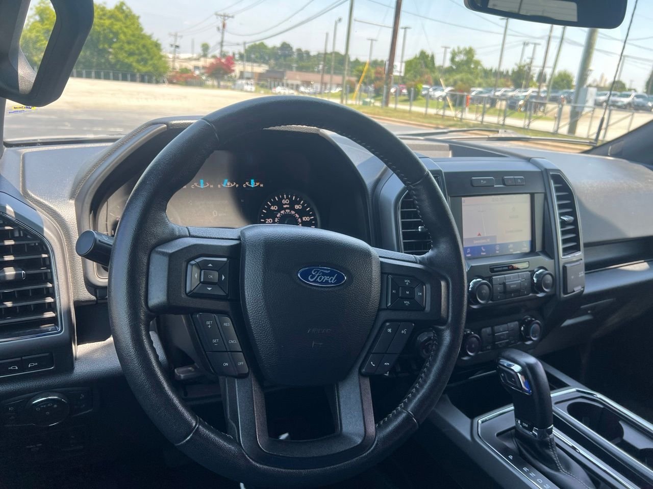 Used 2019 Blue Ford XLT image 31