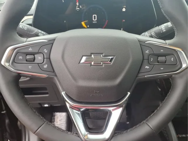 New 2026 Mosaic Black Metallic Chevrolet ACTIV image 11