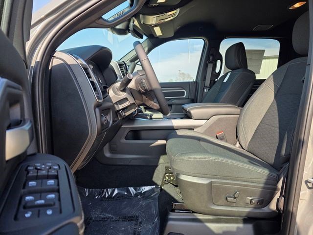New 2026 Ceramic Gray Clear-Coat Exterior Paint RAM Big Horn image 21