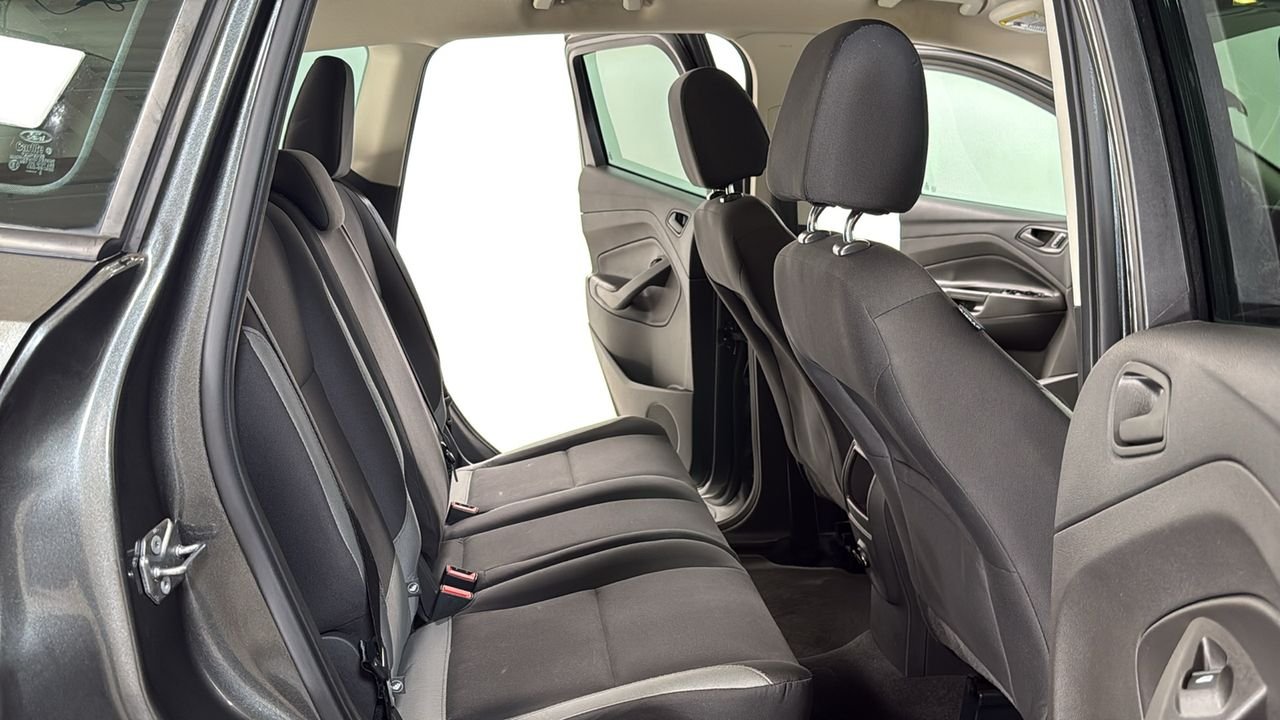 Used 2016 Gray Ford S image 17