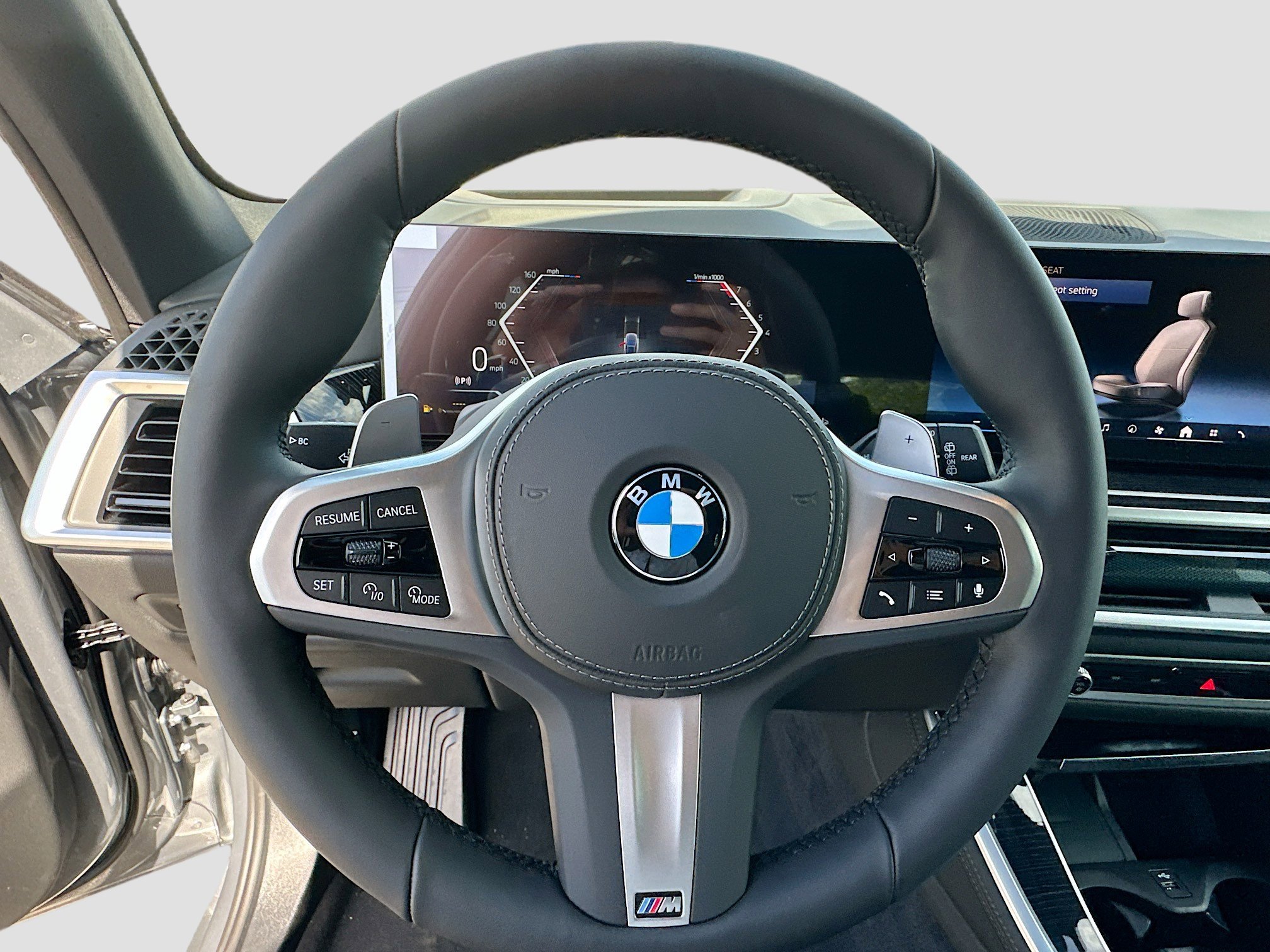 New 2026 Skyscraper Grey Metallic BMW sDrive40i image 8