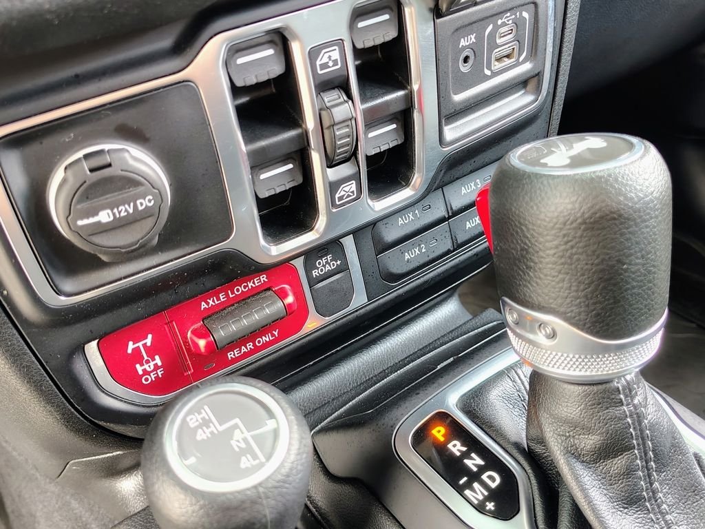 Used 2025 Gray Jeep Willys image 33