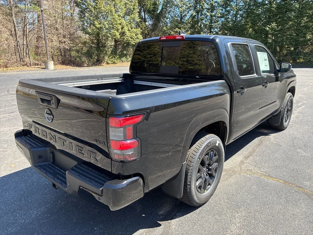 New 2026 Super Black Nissan Crew Cab SV image 7