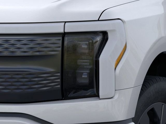 2025 Ford F-150 Lightning Flash - Photo 18