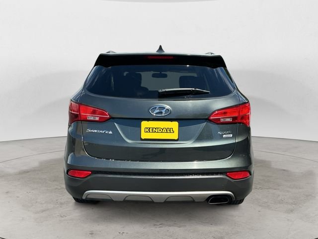 Used 2013 Green Hyundai Base image 6
