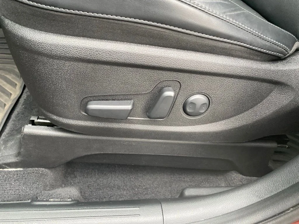 Certified Used 2024 Red Kia S image 19