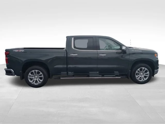 Used 2025 Cypress Gray Chevrolet LTZ image 7