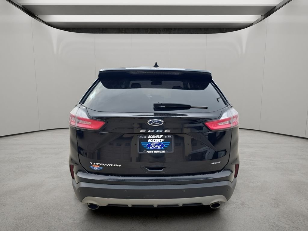 Used 2022 Black Ford Titanium image 4