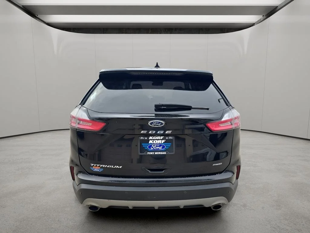 Used 2022 Black Ford Titanium image 4