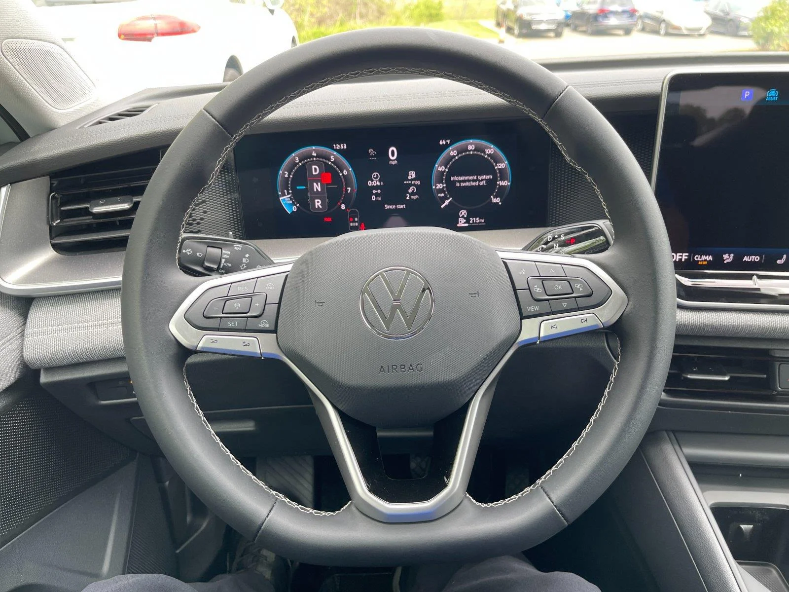 New 2026 pure white Volkswagen S image 18