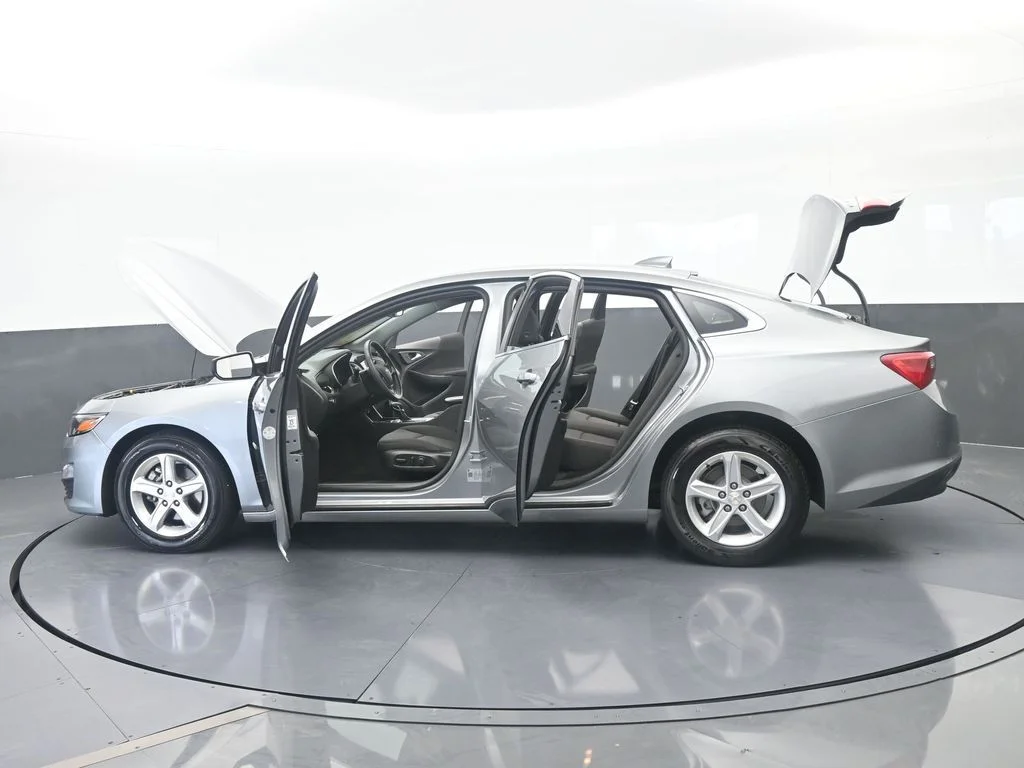 Used 2024 Sterling Gray Metallic Chevrolet LT image 72