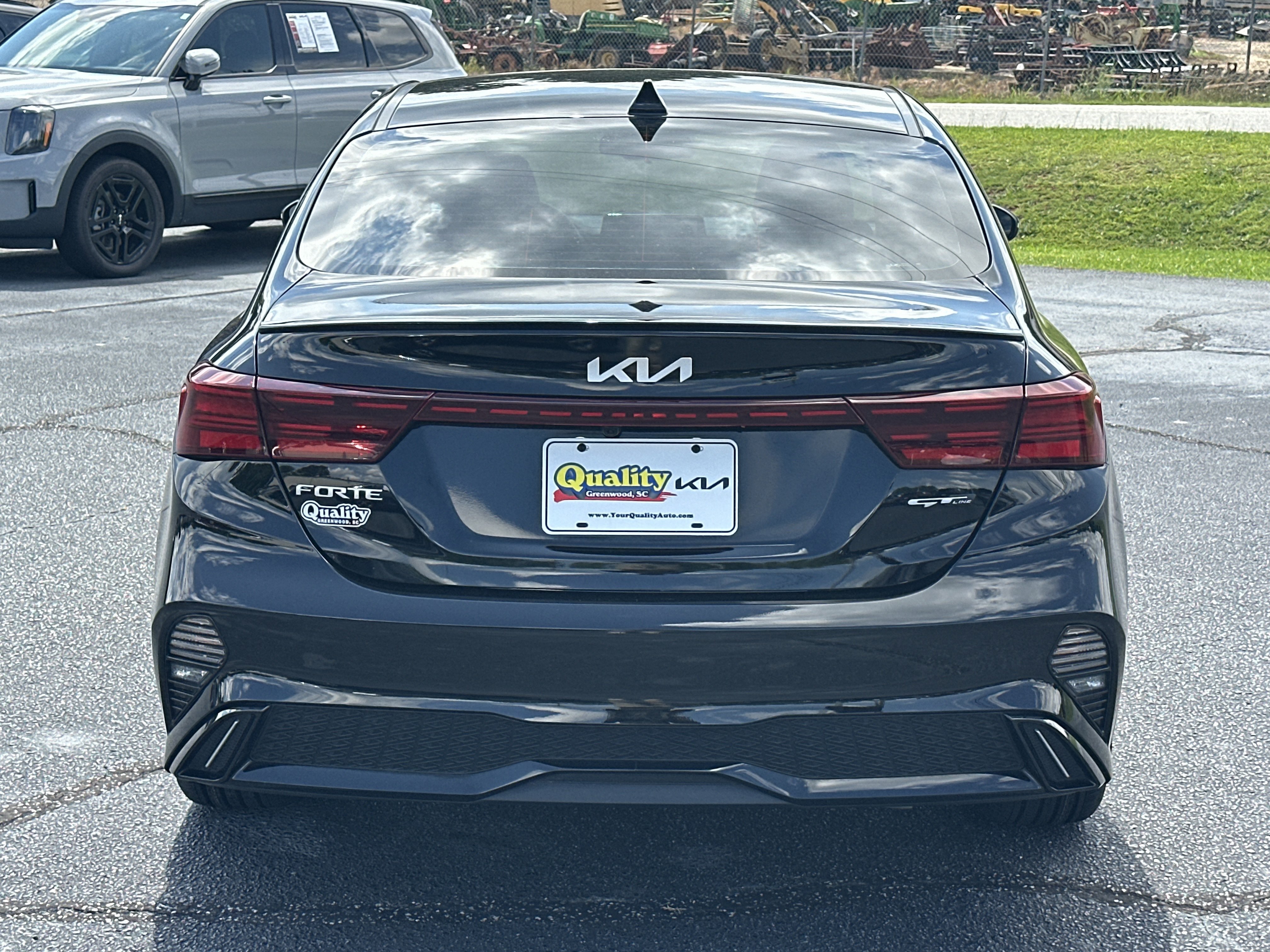 Used 2023 Aurora Black Kia GT-Line image 7