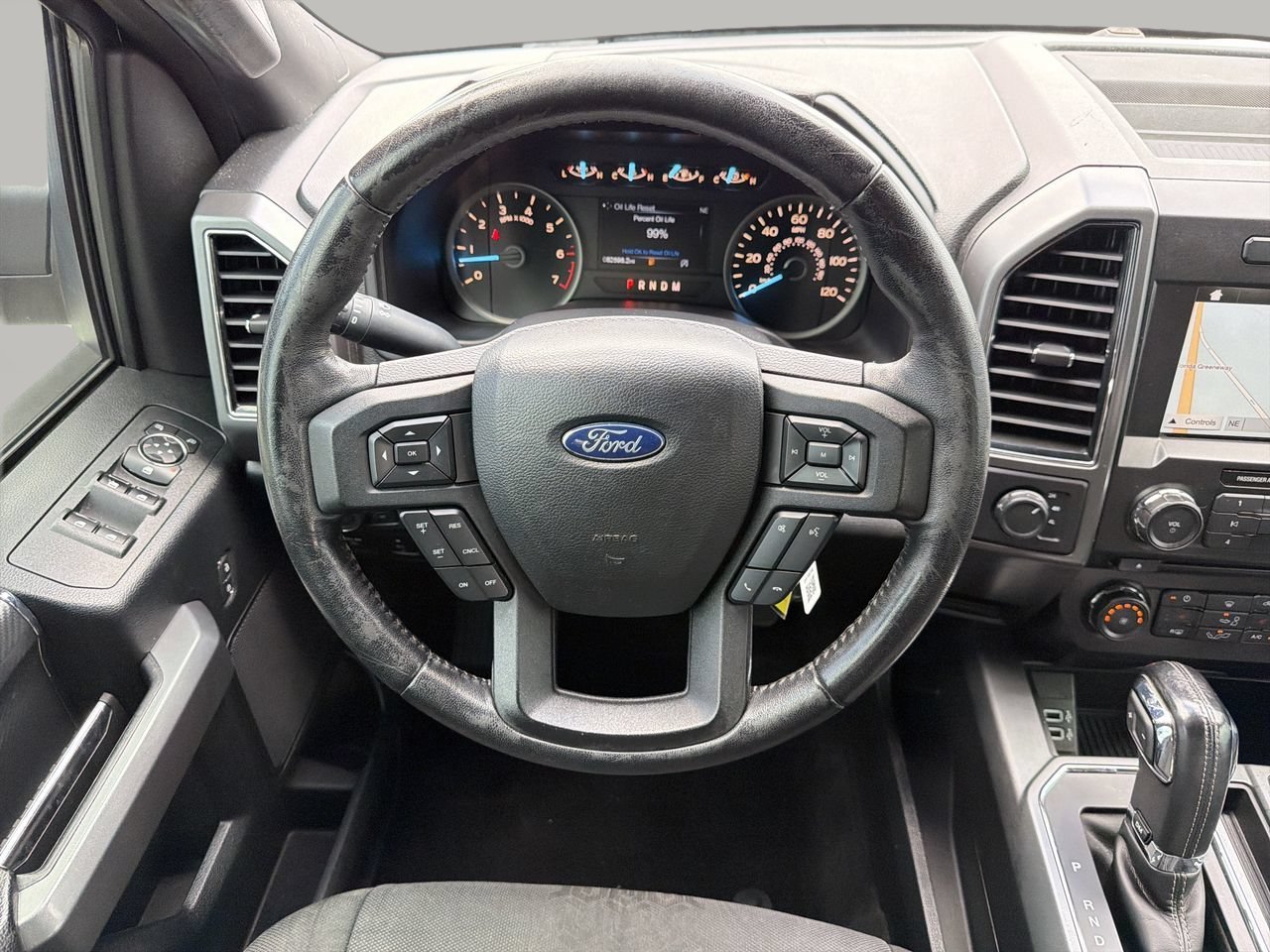 Used 2018 Shadow Black Ford XLT image 13