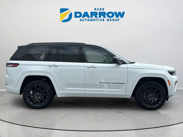Used 2026 White Jeep Summit image 6