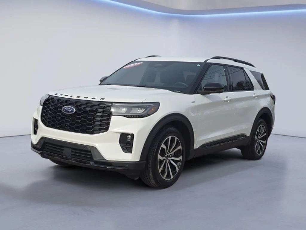 2025 Ford Explorer ST-LINE - Photo 6