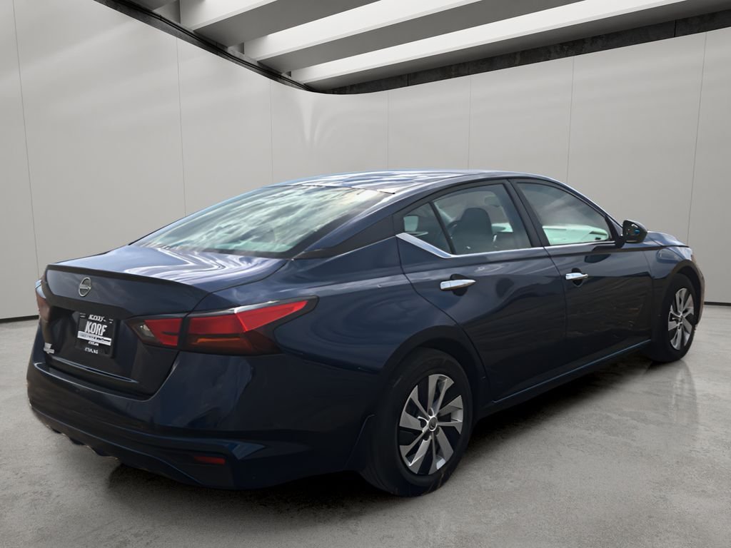 Used 2024 Deep Blue Pearl Nissan 2.5 S image 5