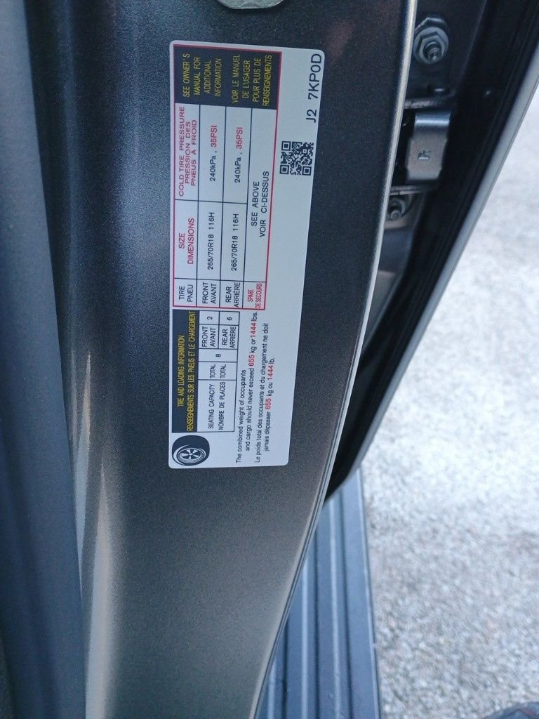 2025 Nissan Armada SV - Photo 32