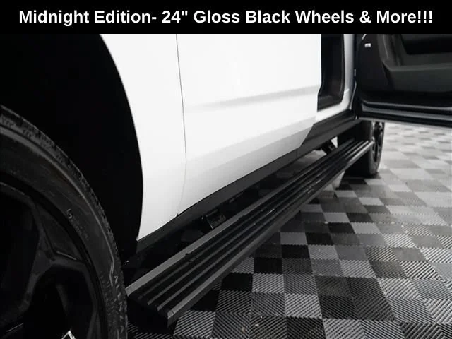 2026 Chevrolet Suburban High Country - Photo 22