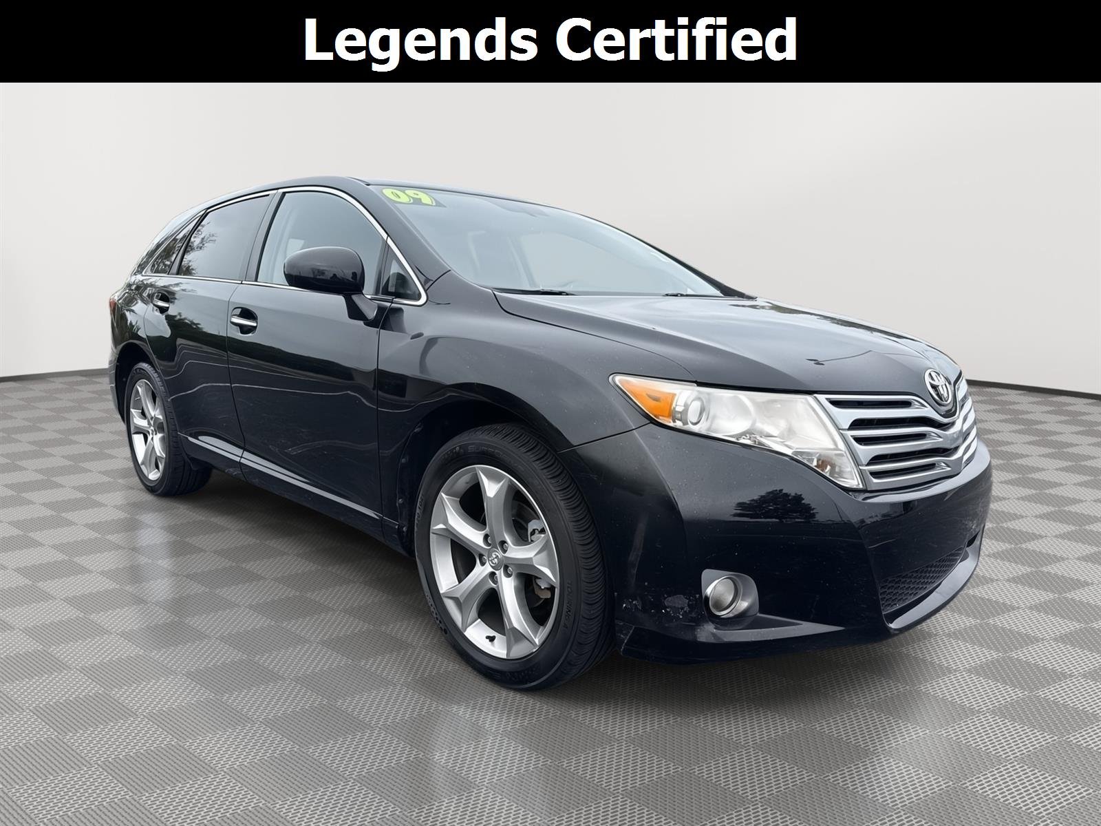 Used 2009 Black Toyota FWD V6 image 1