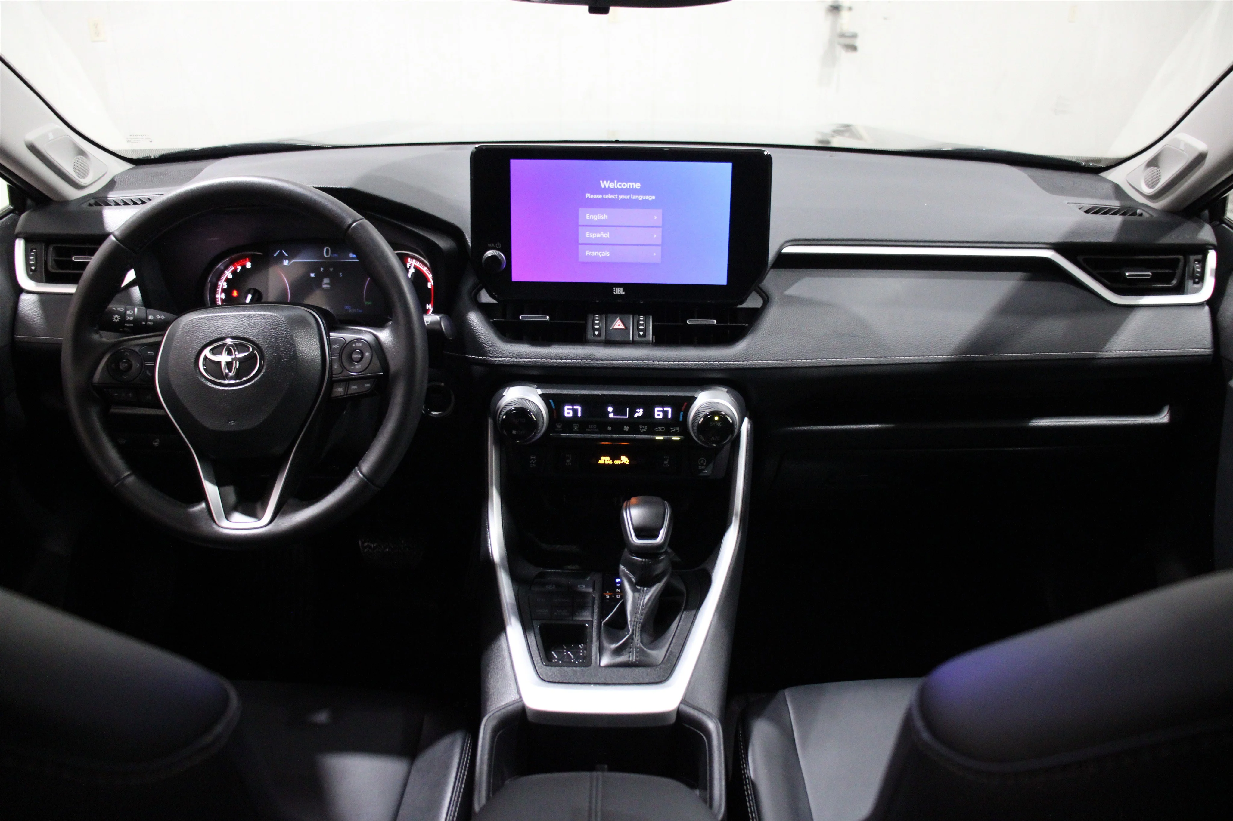 Used 2025 Gray Toyota XLE Premium image 2