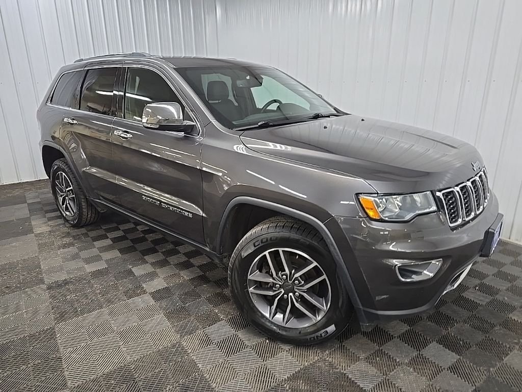 Used 2020 Gray Jeep Limited image 7