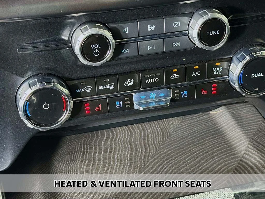 Used 2023 Agate Black Metallic Ford Platinum image 11