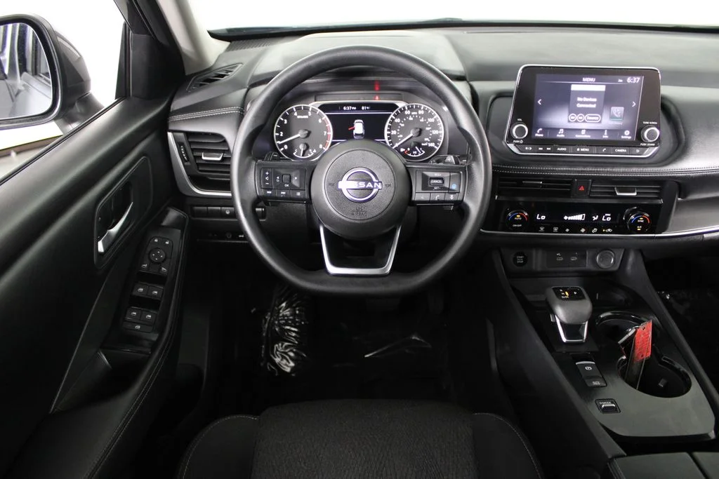 2024 Nissan Rogue SV - Photo 7