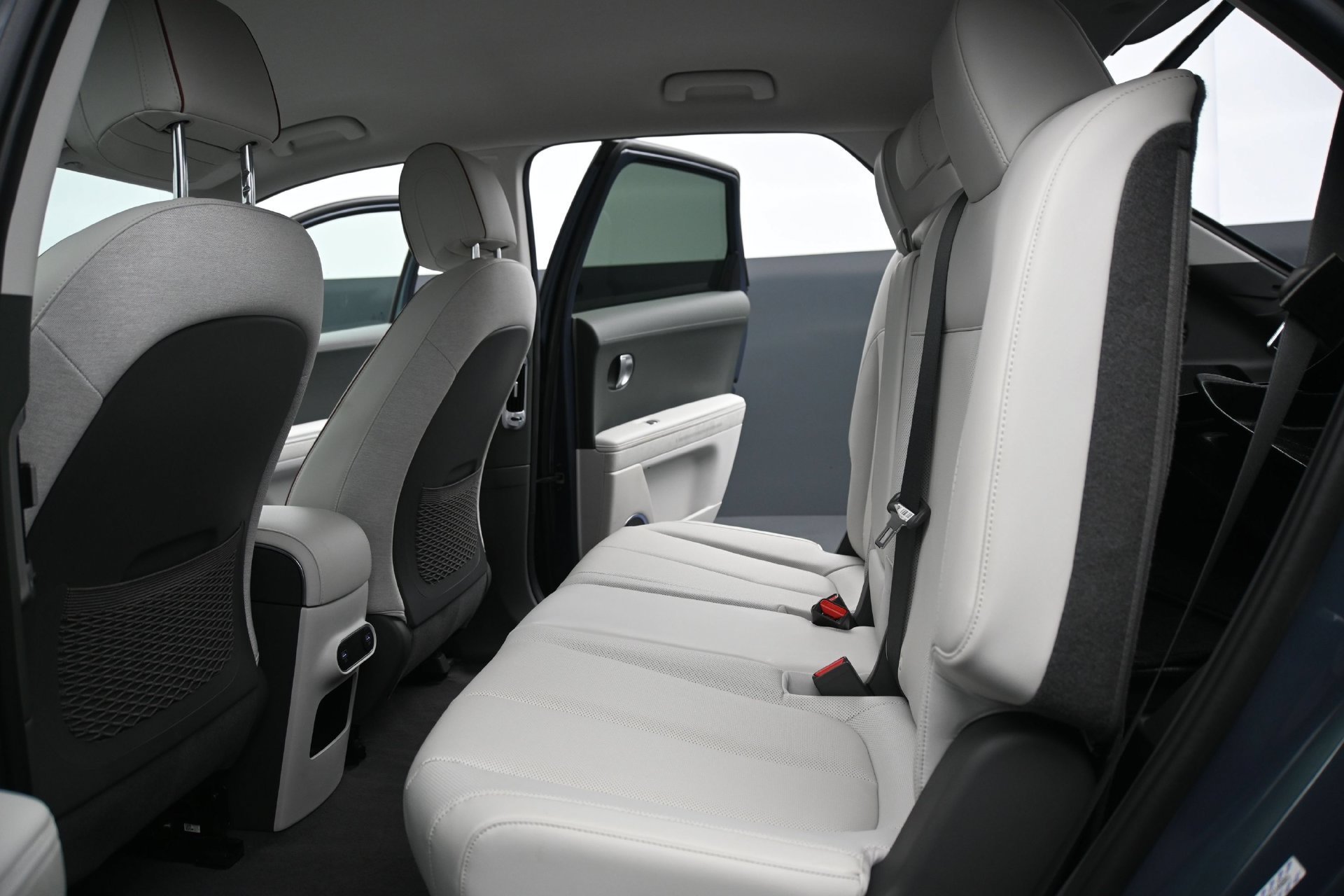 Certified Used 2023 Digital Teal Hyundai SEL AWD image 17